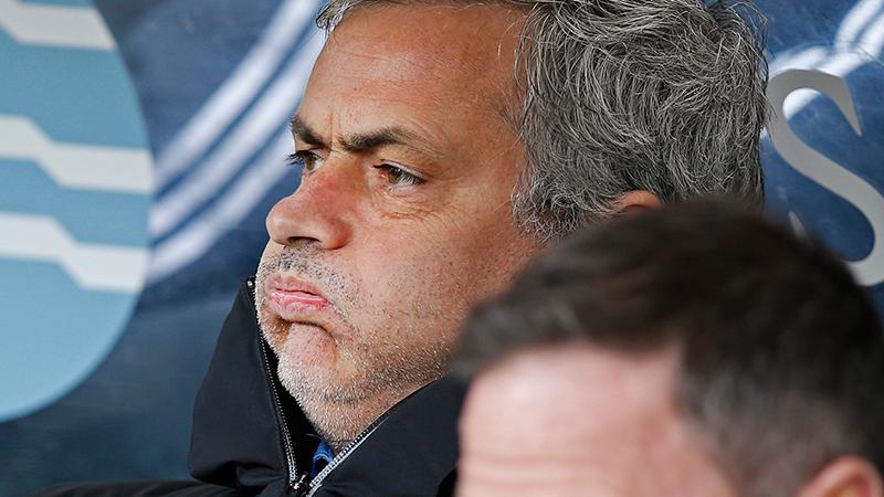 Sportbladets extrasändning: Mourinho sparkad