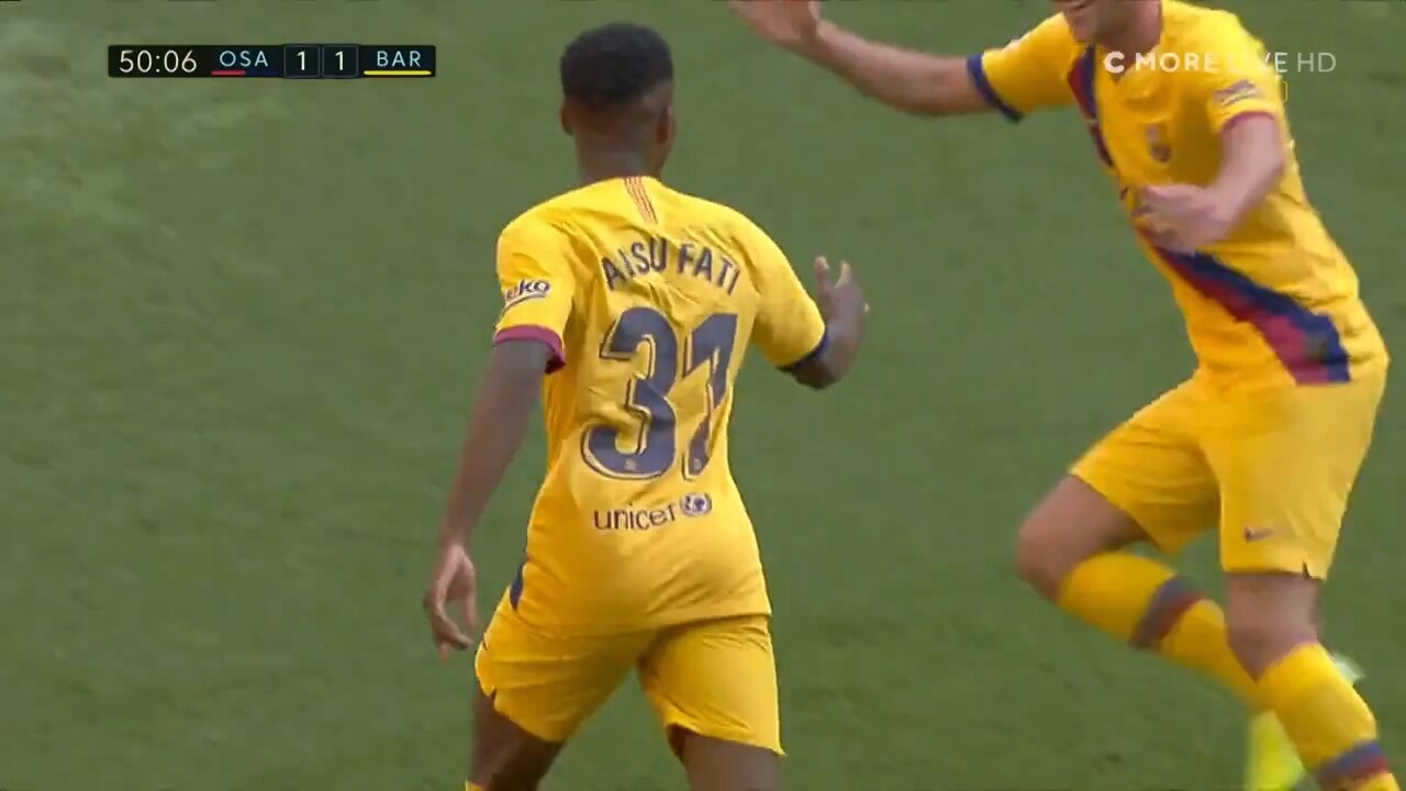 Här blir han yngste målskytten någonsin i Barcelona