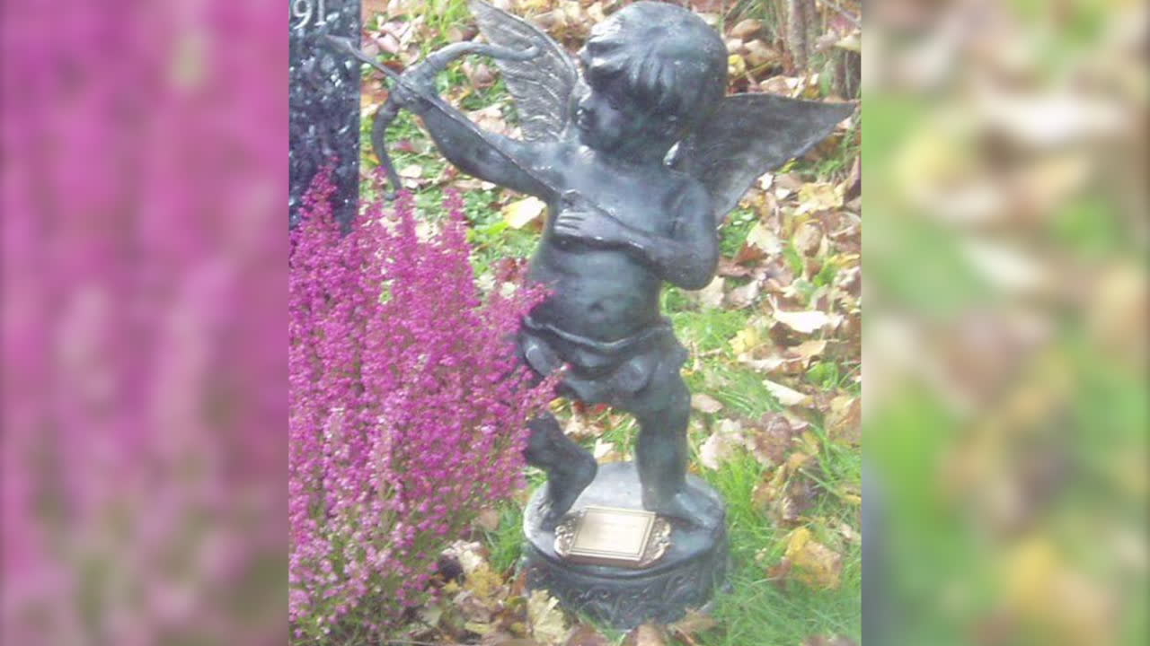 Tindras ängel stals från graven