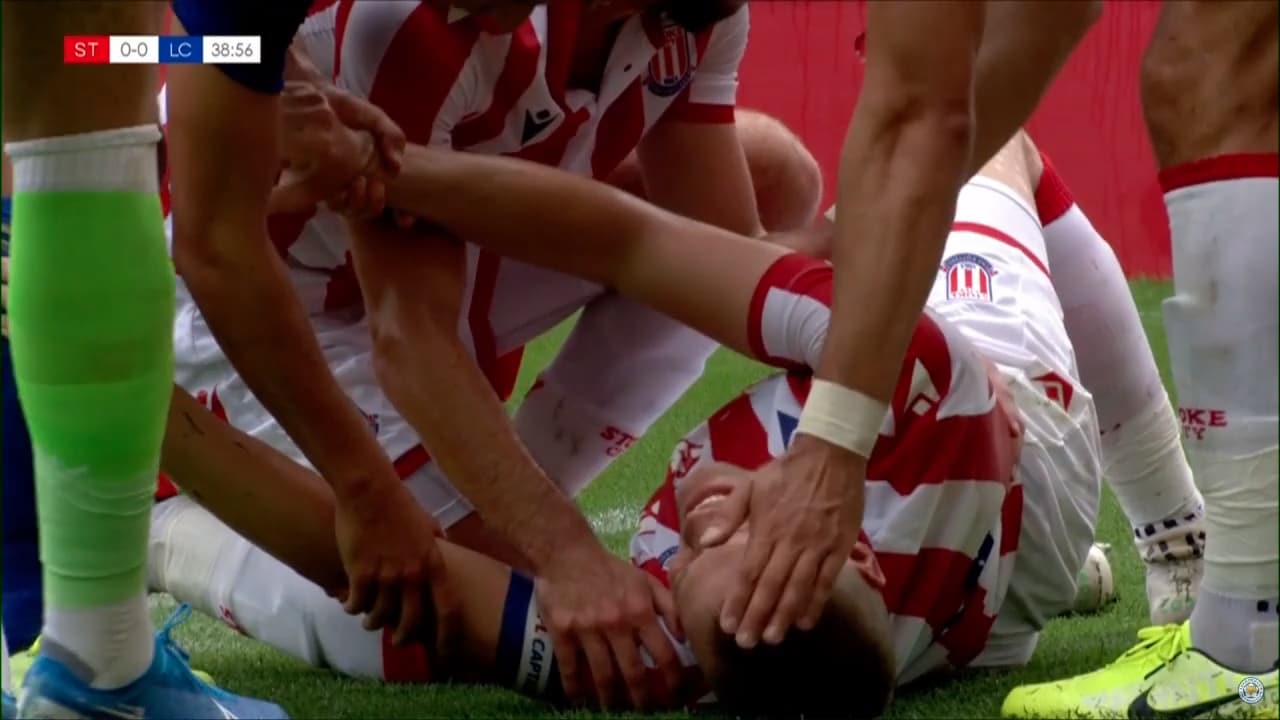 Shawcross skada får kommentatorn att ropa rakt ut