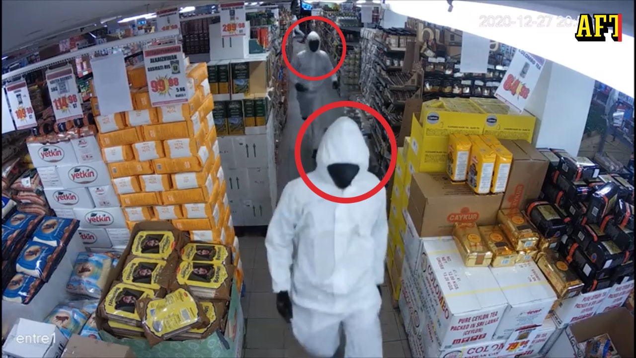 Se männen genomföra ett grovt rån i Fittja – nu söks de i "Efterlyst"