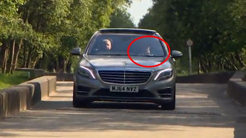 Här lämnar han Uniteds träning för sista gången