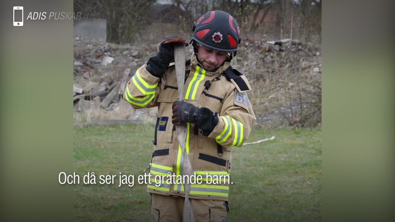 Lediga brandmannen räddar barn – ur stekhet bil