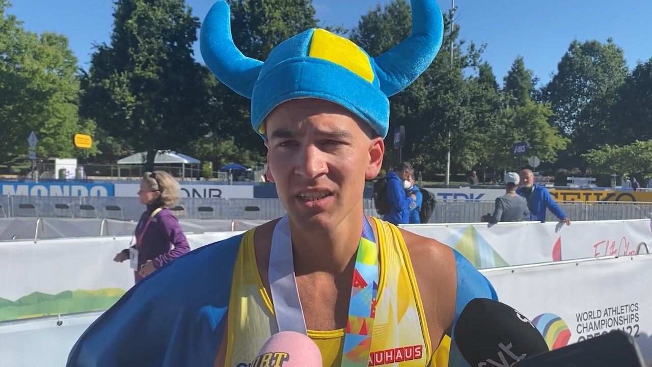 Hör Karlströms hyllning till mamma Siw