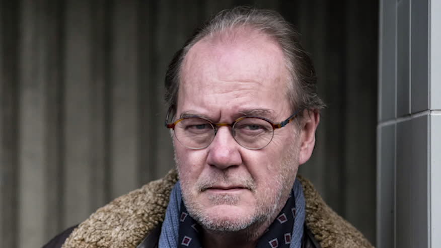 Avslöjar detaljer om kommande "Beck"