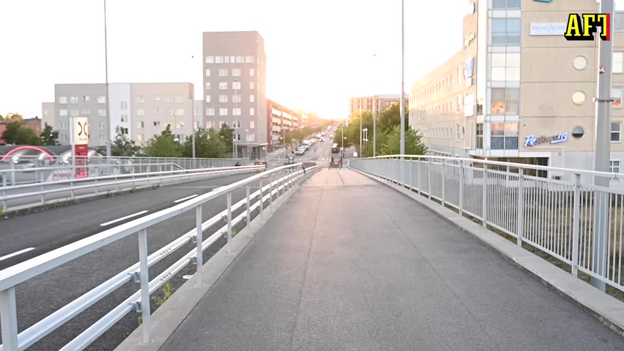 Bron mellan stadsdelarna inte invigd – nu vill SD riva den