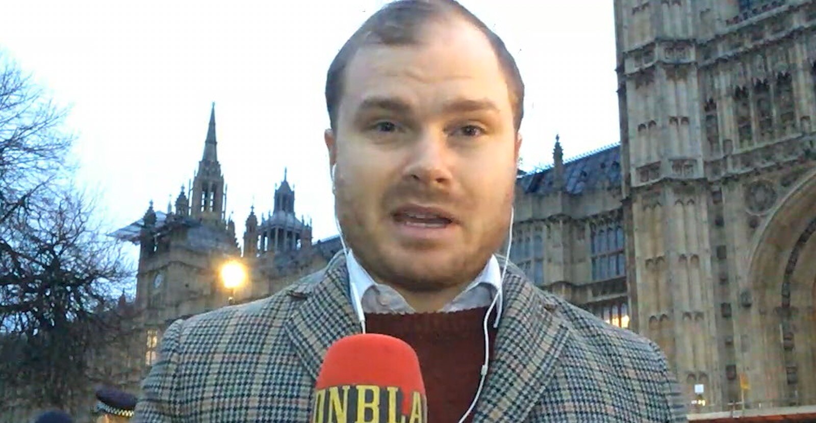 Förkrossande nederlag för Theresa May