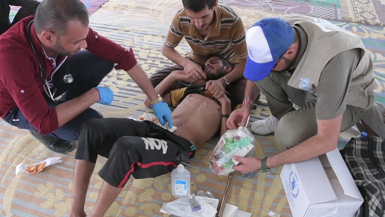 "Många som flytt Mosul tar sig till det improviserade fältsjukhuset"