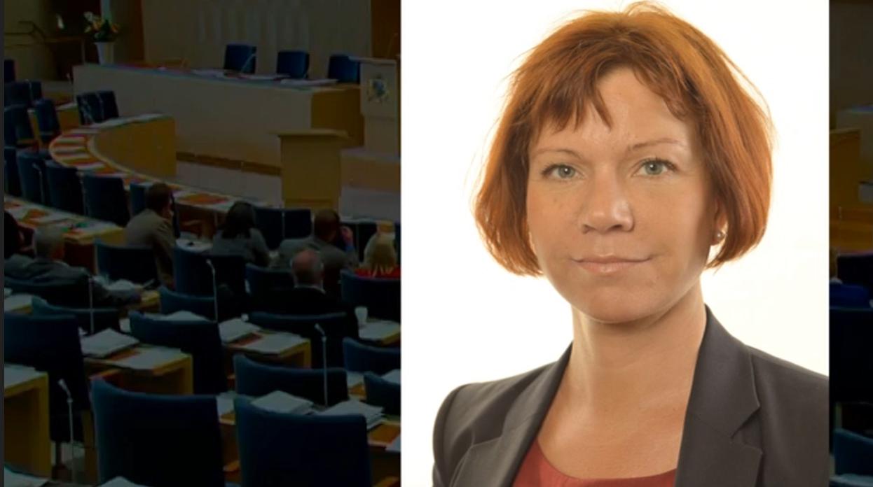 Här förklarar hon sig: "Lite snurrigt ibland"