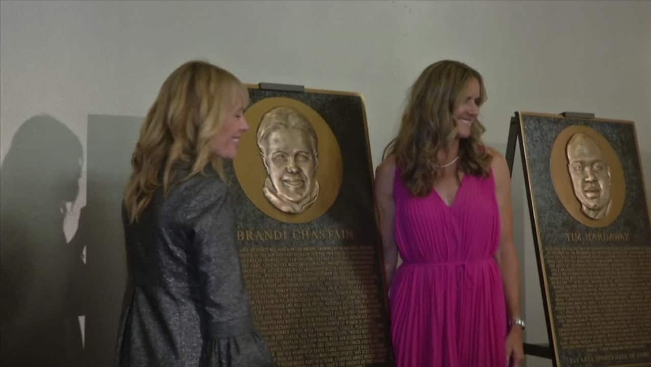 Plaketten som får Ronaldostatyn att se bra ut