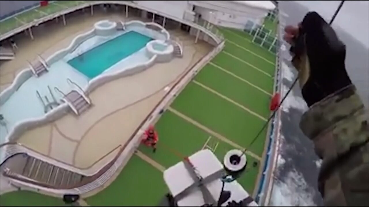 Här firar helikoptern ner testkit till "coronaskeppet" – 21 ombord smittade