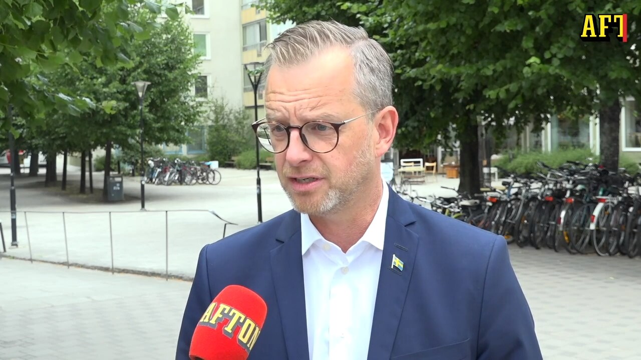 Damberg: ”Man måste följa reglerna om vart man får parkera”