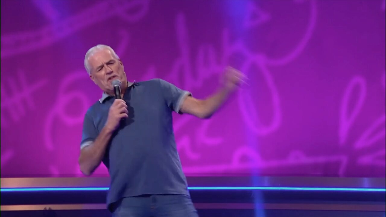 Här bjuder Glenn Hysén på show i TV4