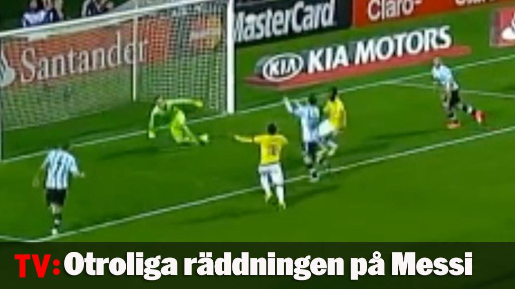 Otrolige räddningen - Messi tror knappt det är sant