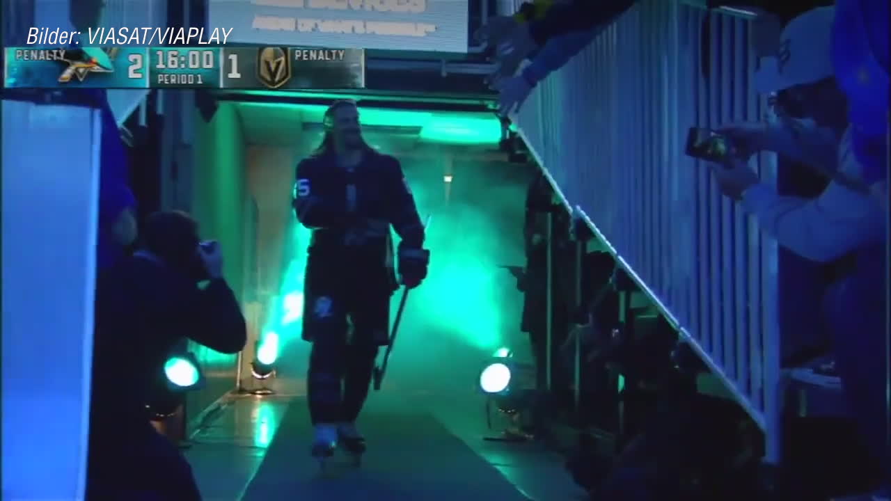 Här hyllas Erik Karlsson av publiken – välkomnas i San Jose