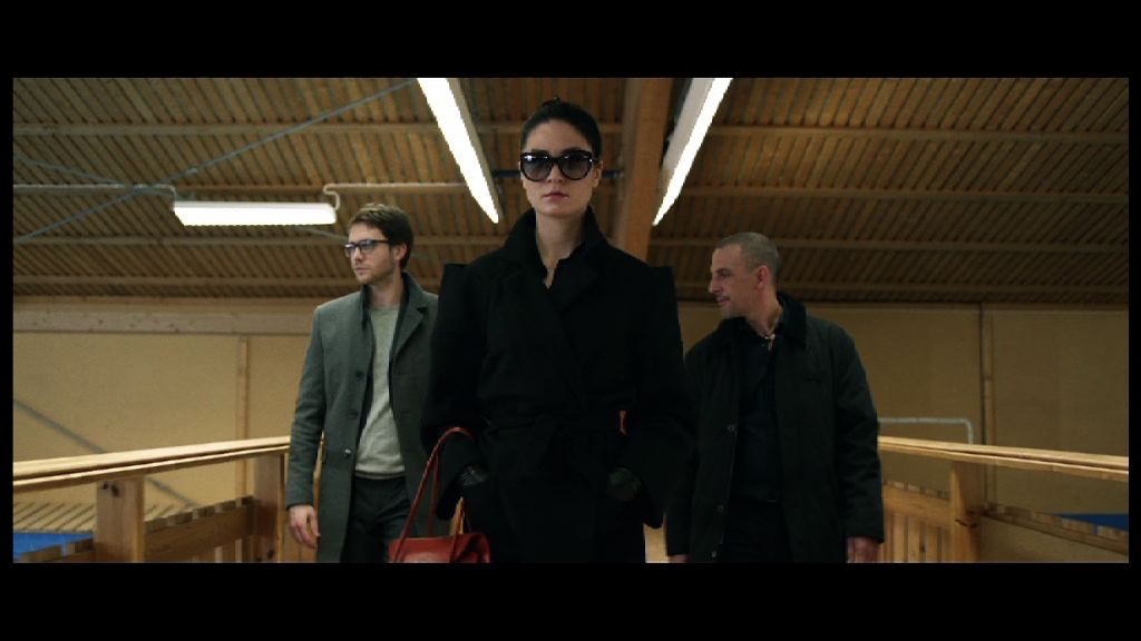 Se trailern till Snabba Cash - Livet Deluxe