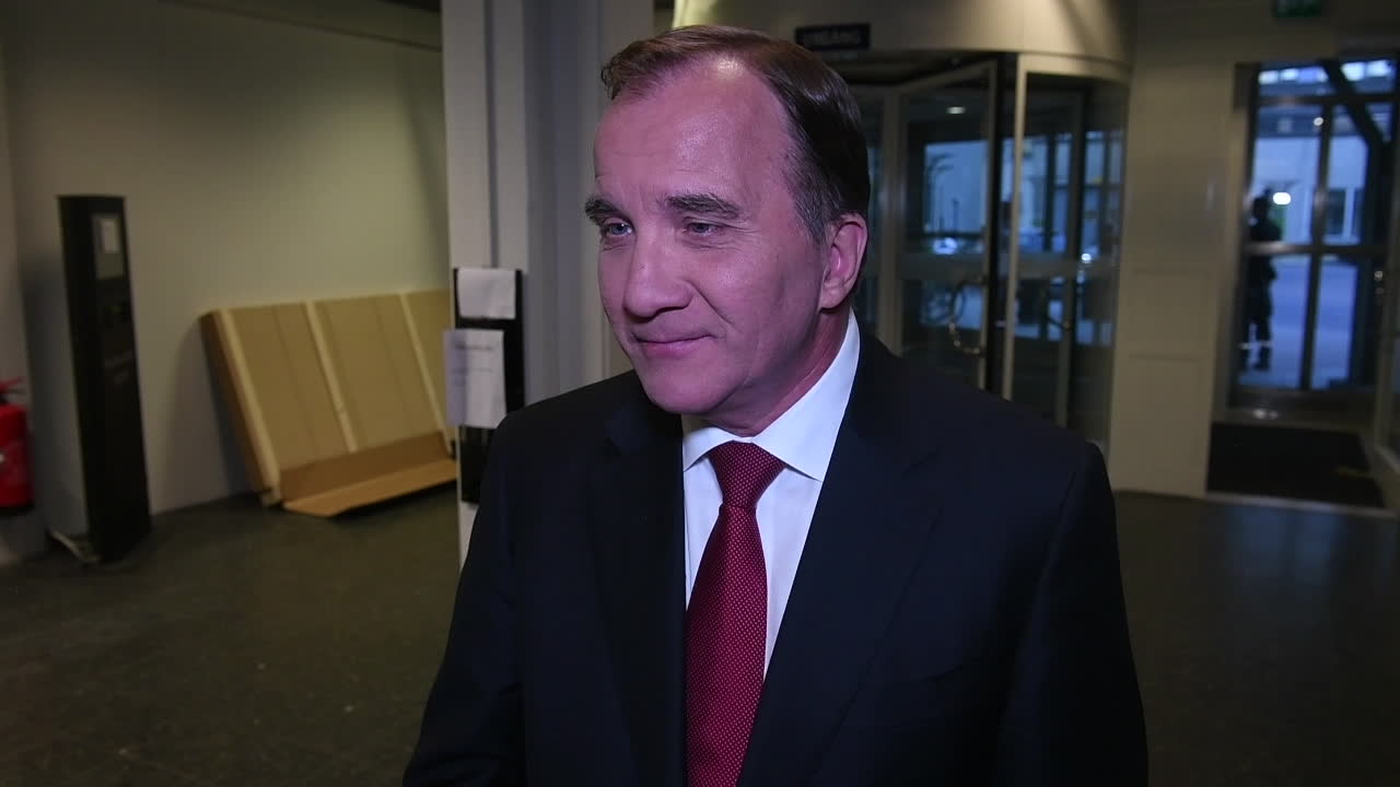 Löfven och Åkesson i första duellen