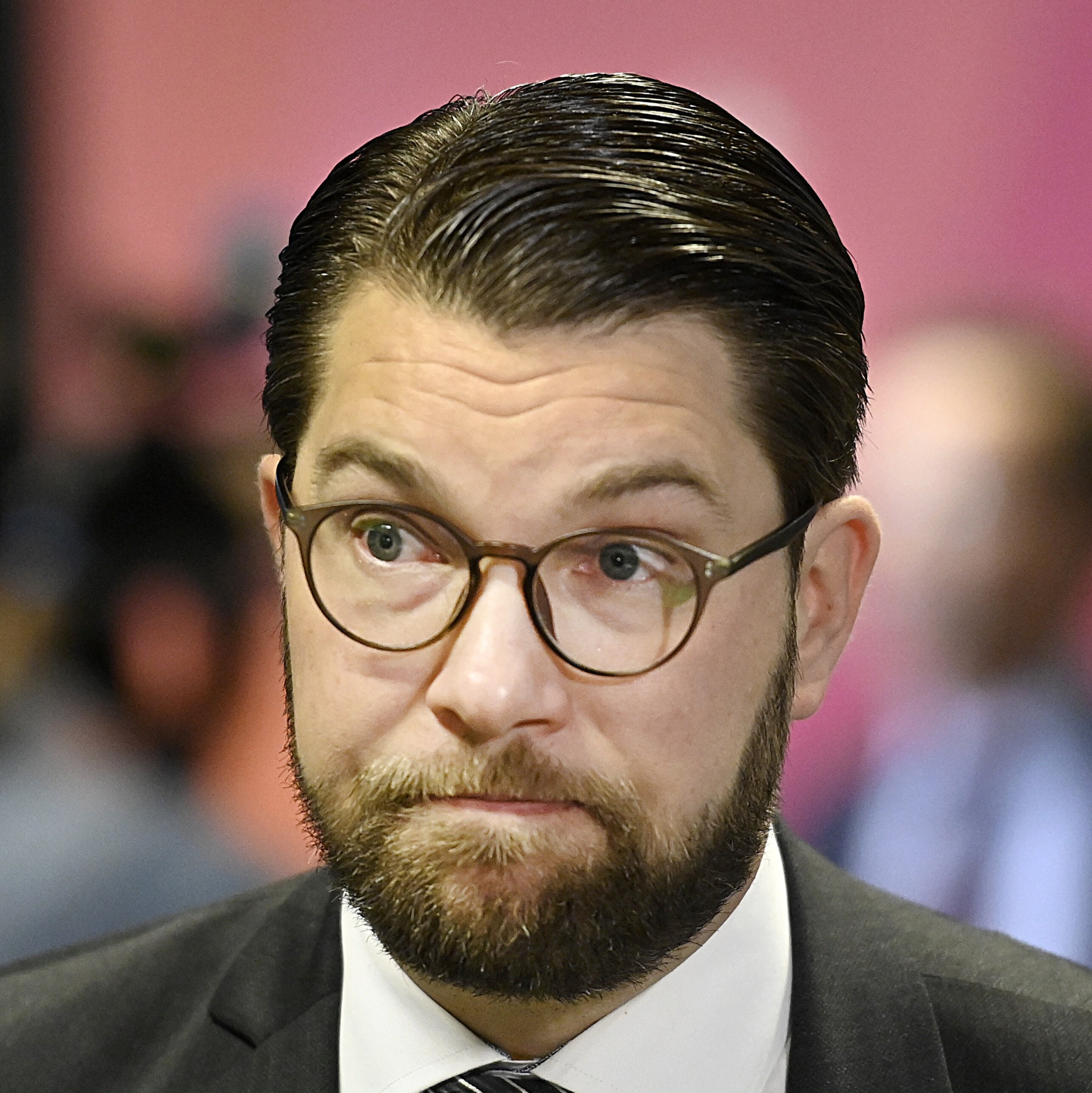 Åkesson kommer inte undan Putin