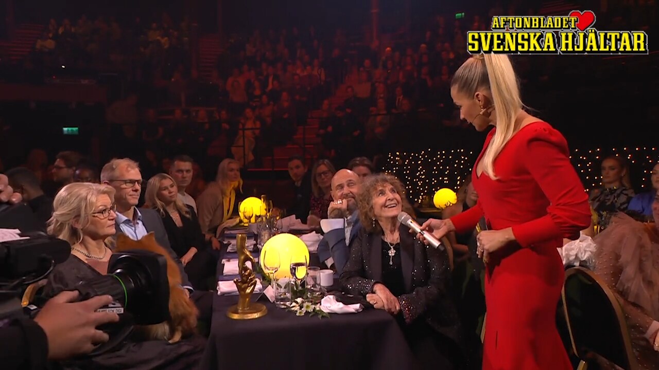 Kaspersens kärleksgest till Siw Malmqvist: "För mig är du en hjälte"