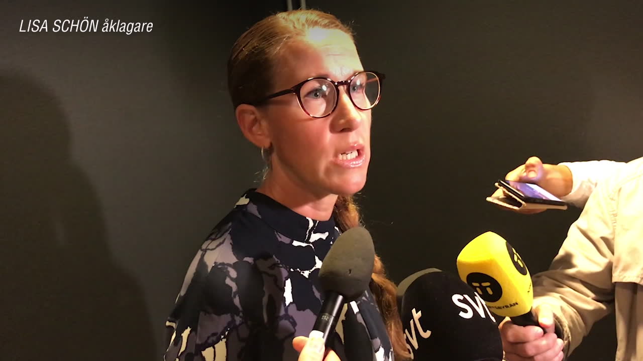 Åklagaren: “Vi söker två personer som befann sig på platsen”