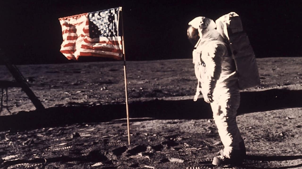 Elon Musk ska ta människor till månen igen – för första gången på 50 år