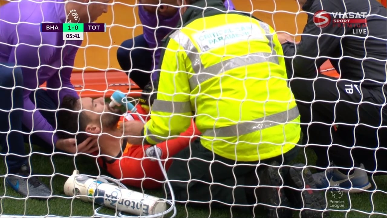 Här landar Lloris illa – får syrgasbehandling