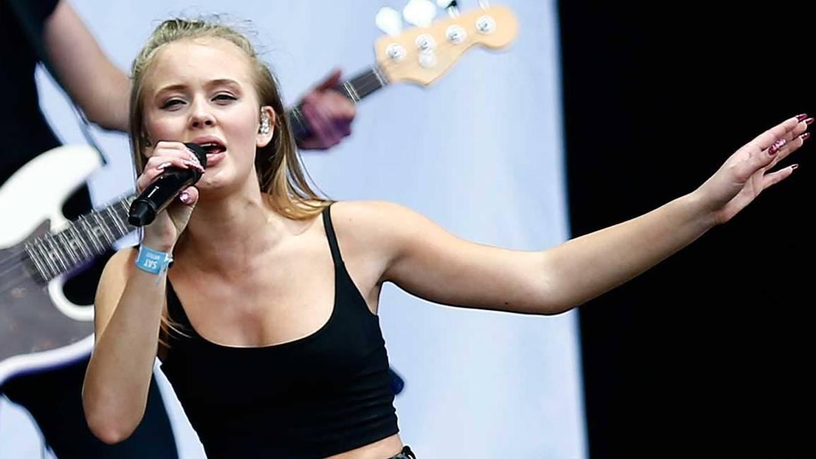 Zara Larsson värmer upp åt världsstjärnan