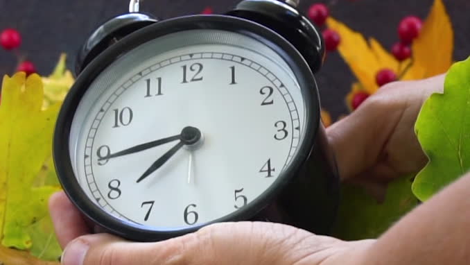 Infrastrukturminister Eneroth (S) om att vintertid kan slopas: ”Låt oss vända och vrida på det”