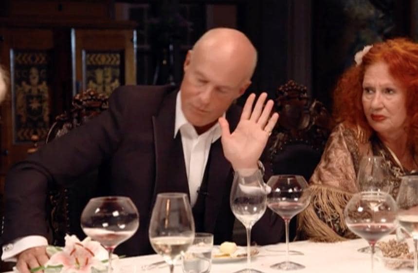 Stefan Sauk får nog av Claire Wikholm