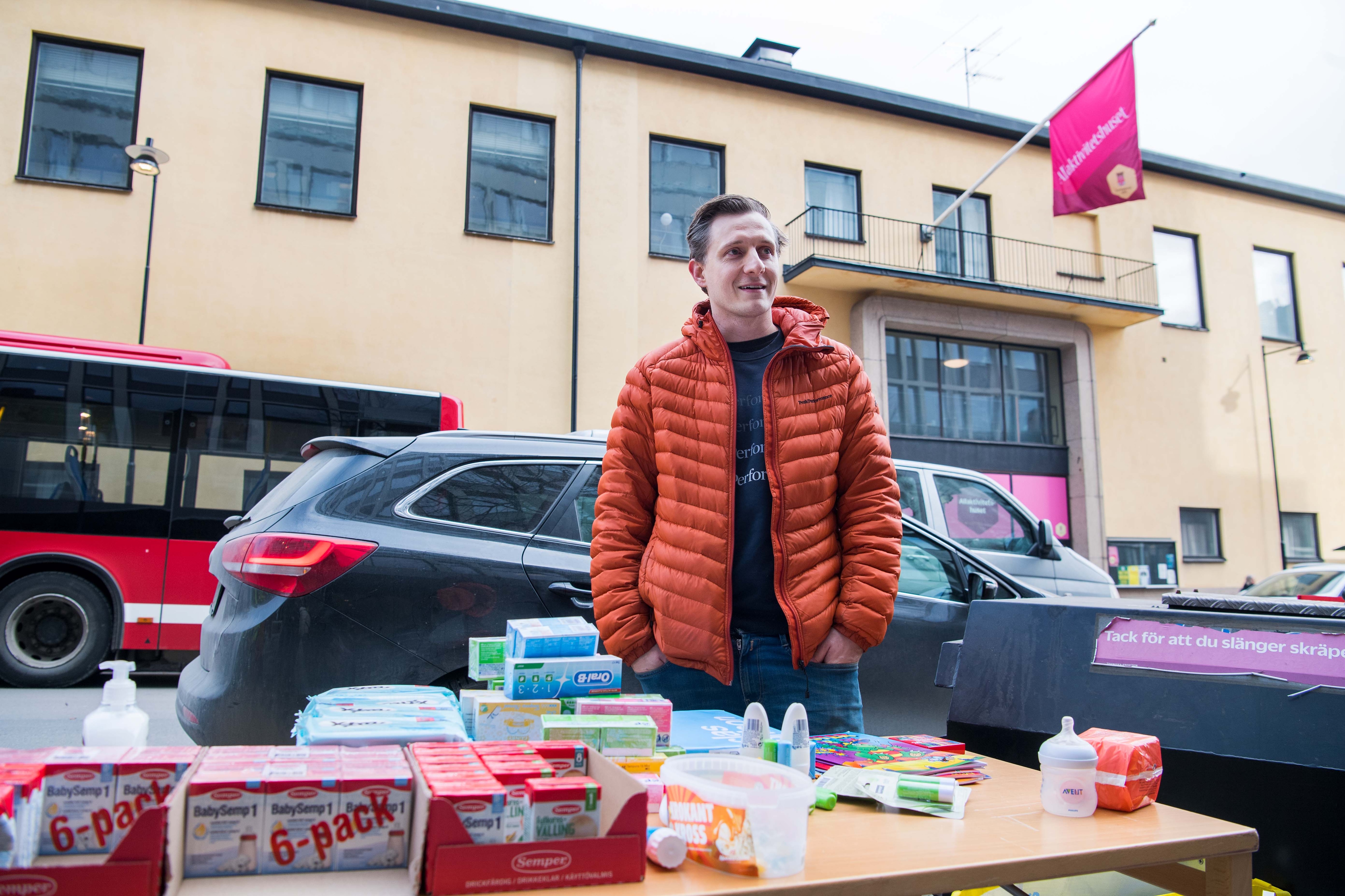 "Min pappa var kvar i kriget och samma sak händer i Ukraina"