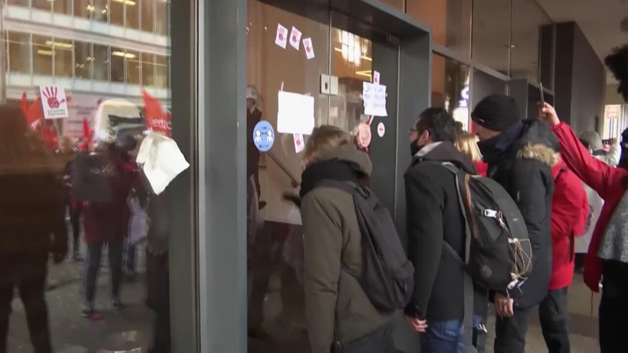 LIVE: Våldsamma protester i Belgien – sjukvårdspersonal vil inte ha vaccintvång