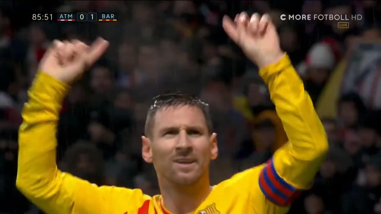 Här frälser Messi Barcelona sent