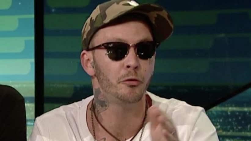 Joakim Lundell till attack: ”Din pajas"