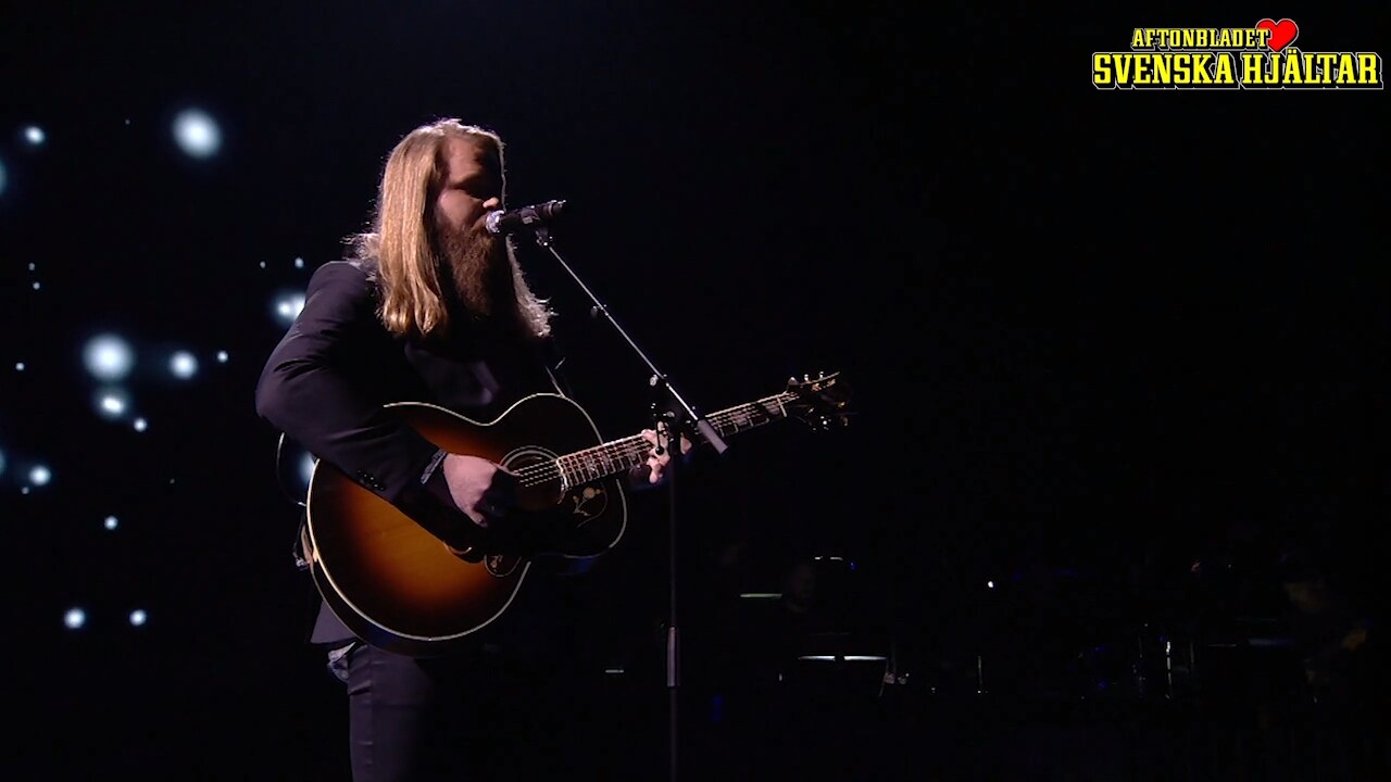 Hör Chris Kläffords magiska tolkning av Heroes