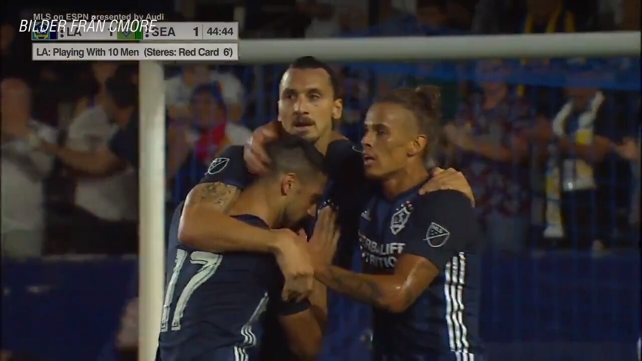 Två mål av Zlatan i natt – tappade segern efter galet självmål