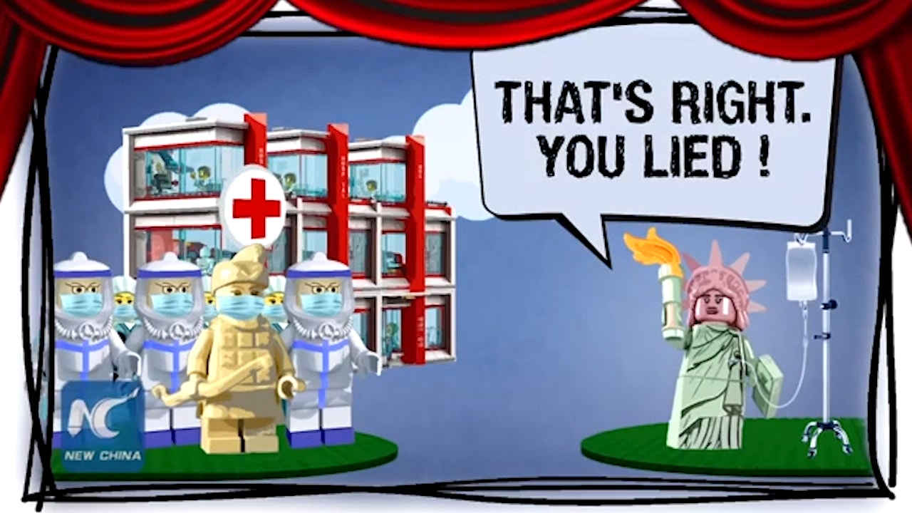 Här hånar Kina USA med legogubbar