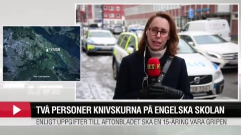 Två elever knivskurna på skola