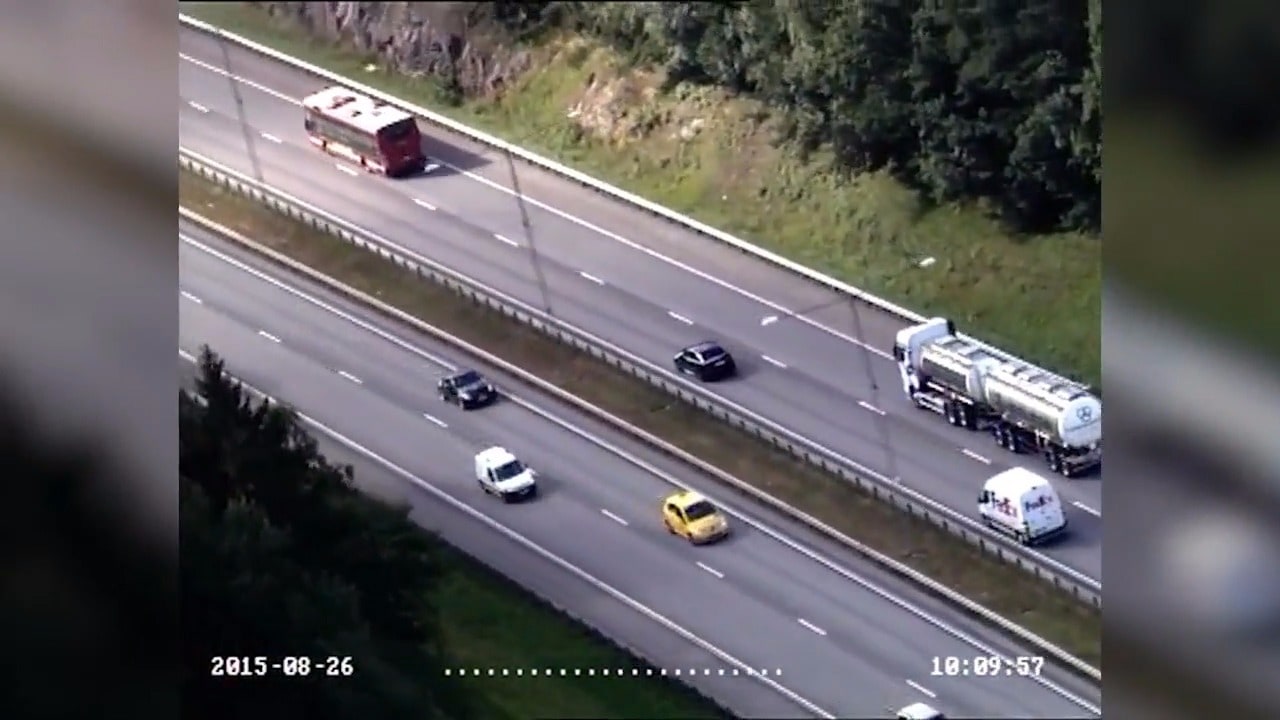 17-årig vansinnesförare på rymmen igen