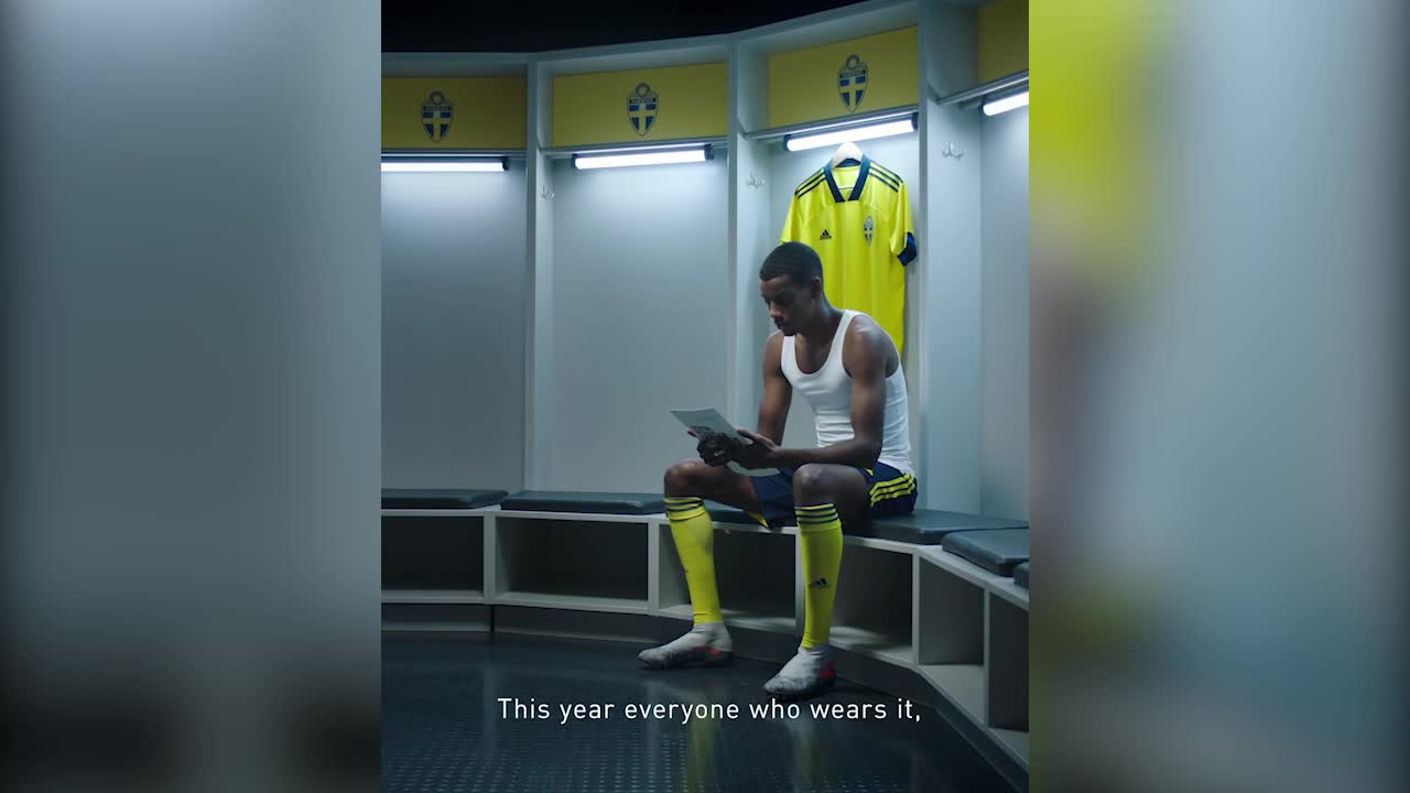 Se Sveriges nya landslagströja