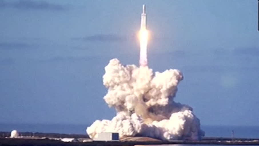 Lyckad uppskjutning av superraketen