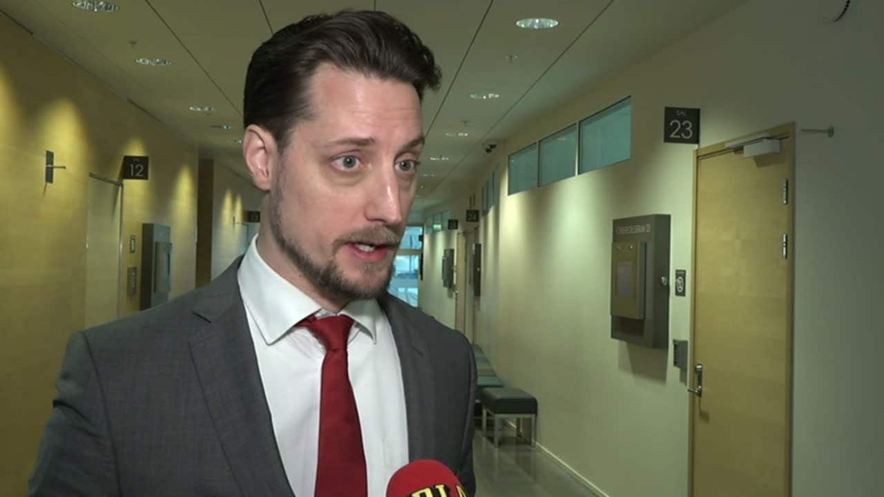 Försvarsadvokaten: ”Min klient har erkänt att han sålt narkotika mot sexuella tjänster”