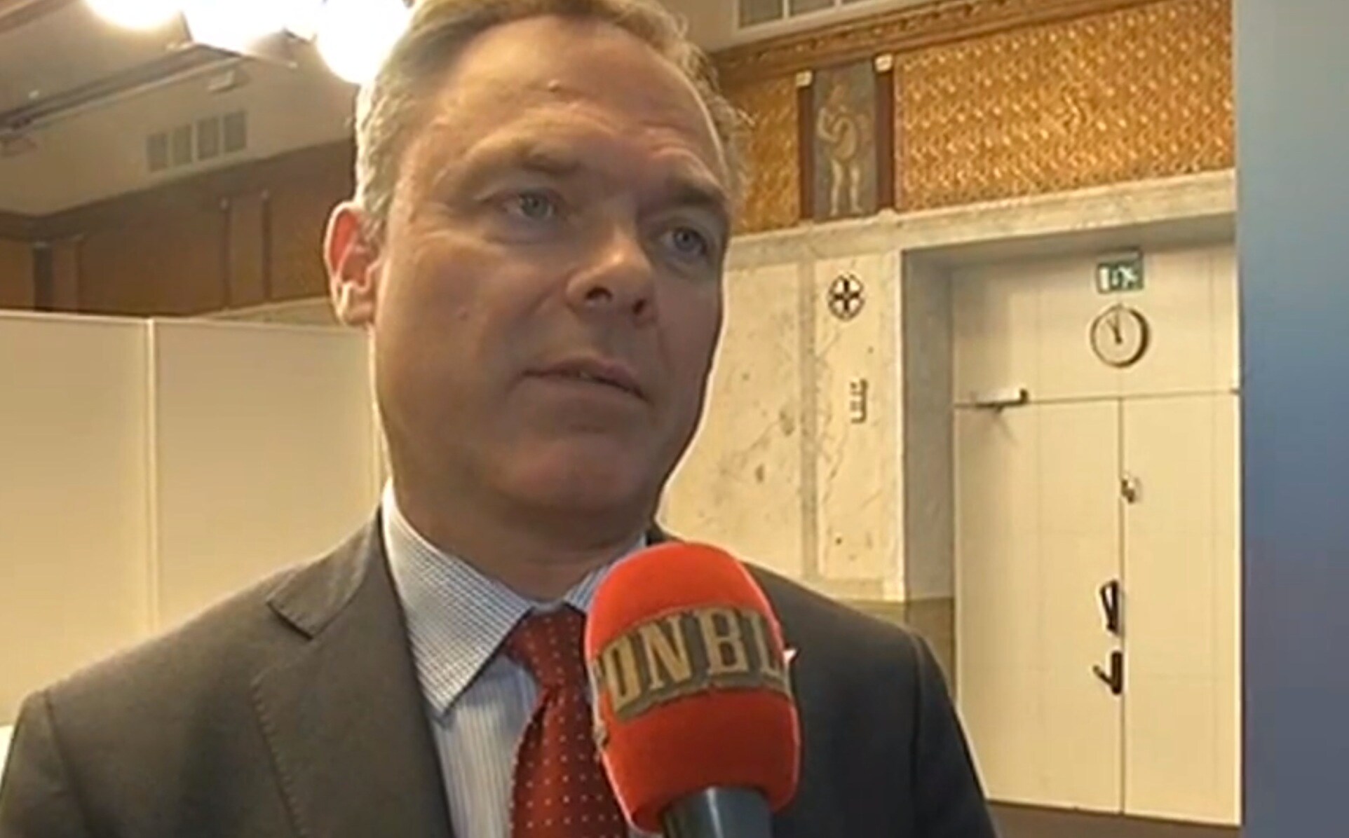 Björklund vill förstatliga skolan igen