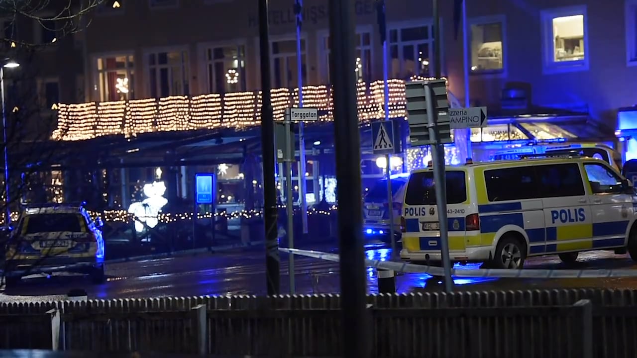 En död efter attacken i Gislaved – gärningsmännen kan ha fångats på film