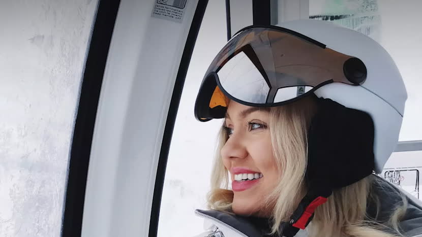 Blondinbellas semester rör upp känslor