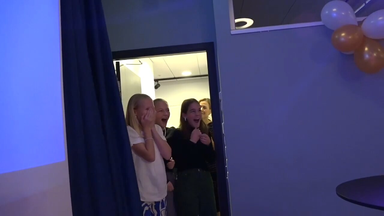 Här träffar de stjärnorna igen