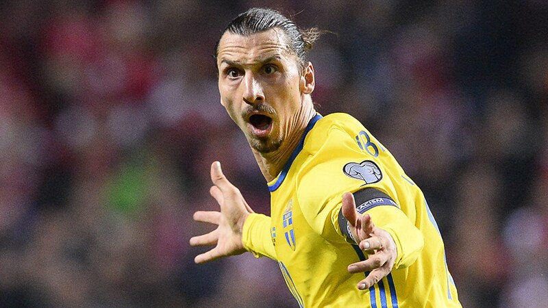 Zlatans magi – här skjuter han Sverige till EM