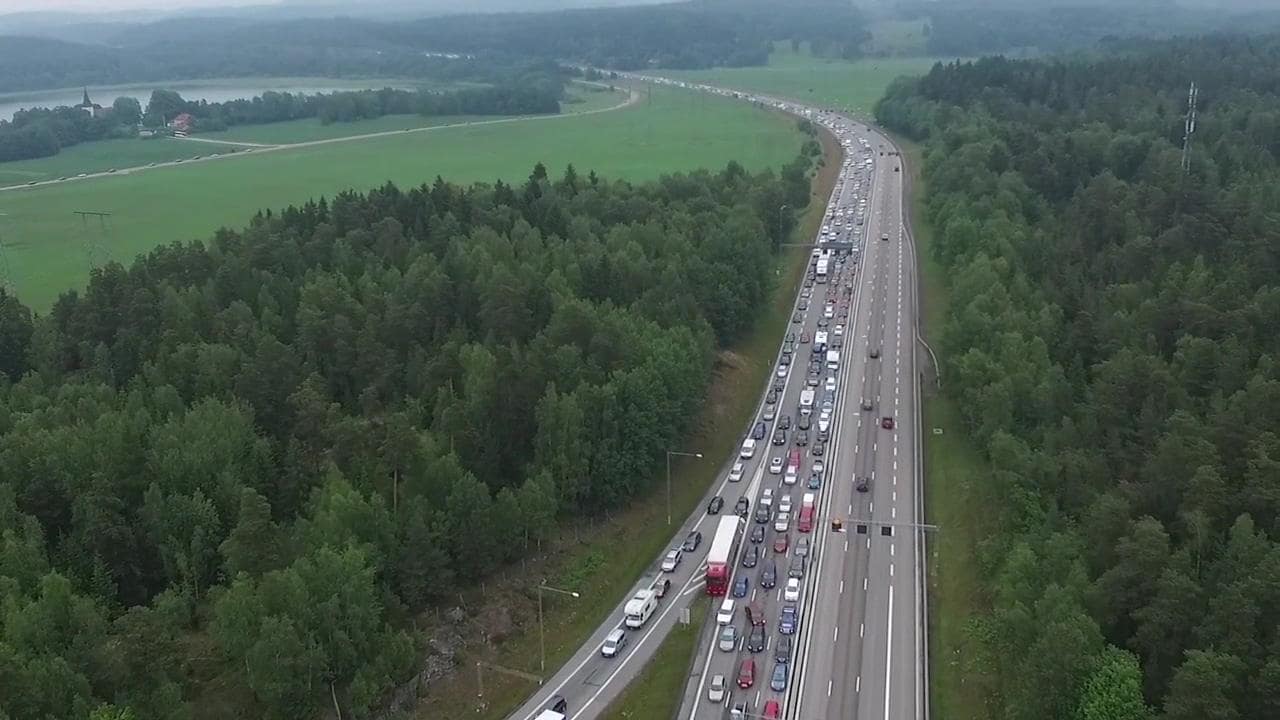 Dömd brottsling fick reparera Södertäljebron