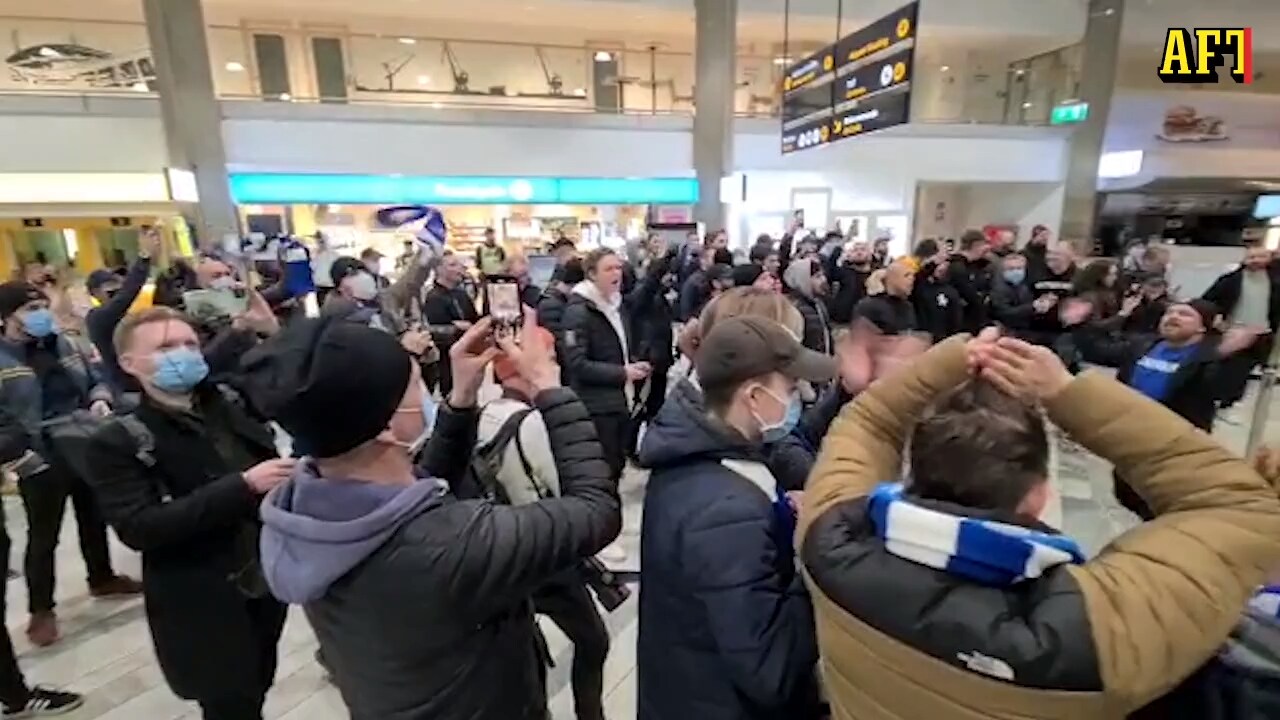 Här hyllar IFK-fansen nyförvärvet på Landvetter