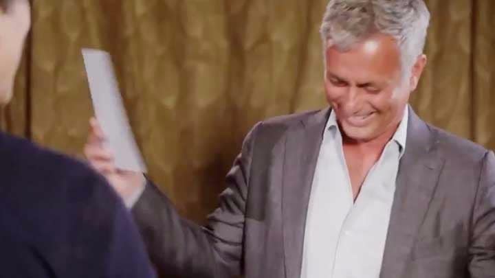 Frågan får Mourinho att tappa det helt
