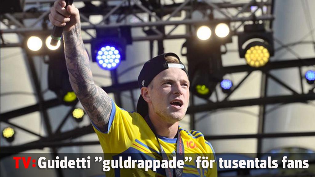 Guidetti ”guldrappade” för tusentals fans